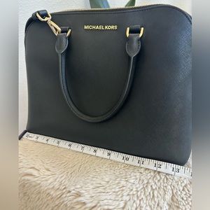 Michael Kors Leather crossbody